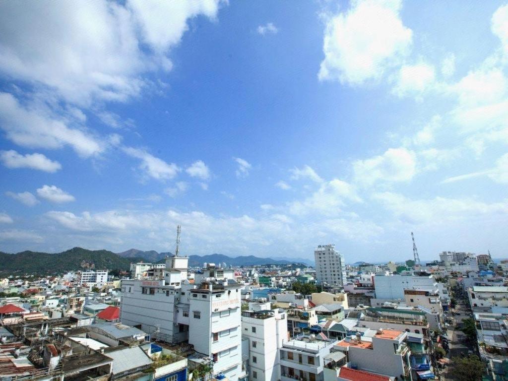 Den Long Do Hotel Nha Trang Eksteriør billede