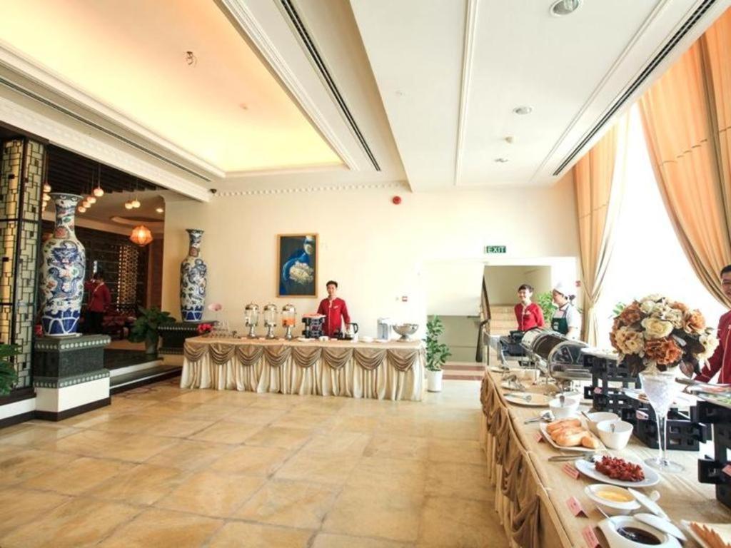 Den Long Do Hotel Nha Trang Eksteriør billede